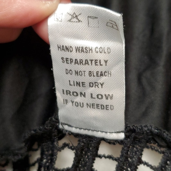 Cap sleeve crop top - Picture 7 of 7